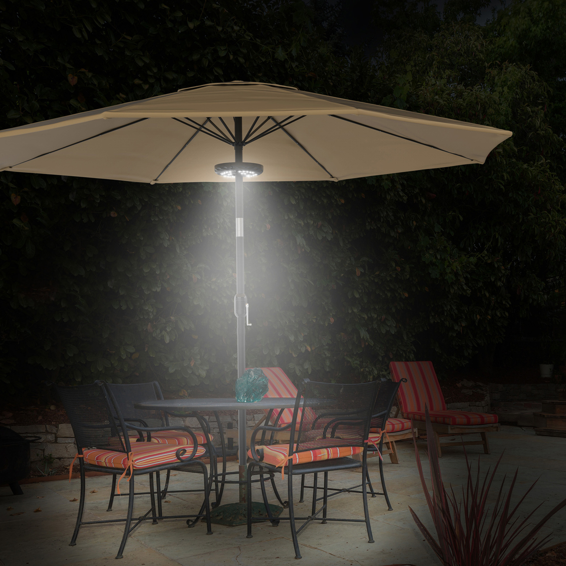 Pure Garden Rechargeable Patio Umbrella Light - Image 5 of 7