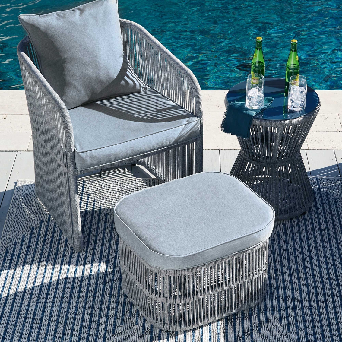 Signature Design by Ashley Coast Island Outdoor Chair with Ottoman and Side Table - Image 4 of 5