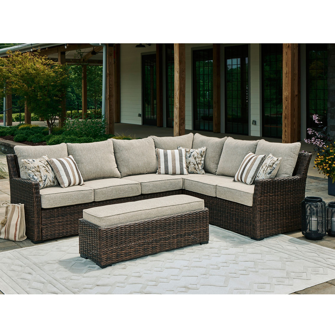 Signature Design by Ashley Brook Ranch 4 pc. Outdoor Sectional Set - Image 2 of 5