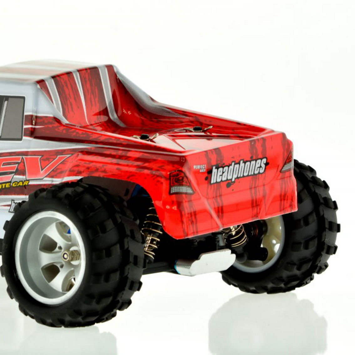 CIS-A979-B 1:16 scale monster truck with 450 feet range 45 MPH speed - Image 4 of 5
